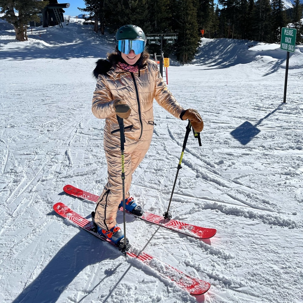 Women's Gold SZ Medium Puffy Snowsuit
